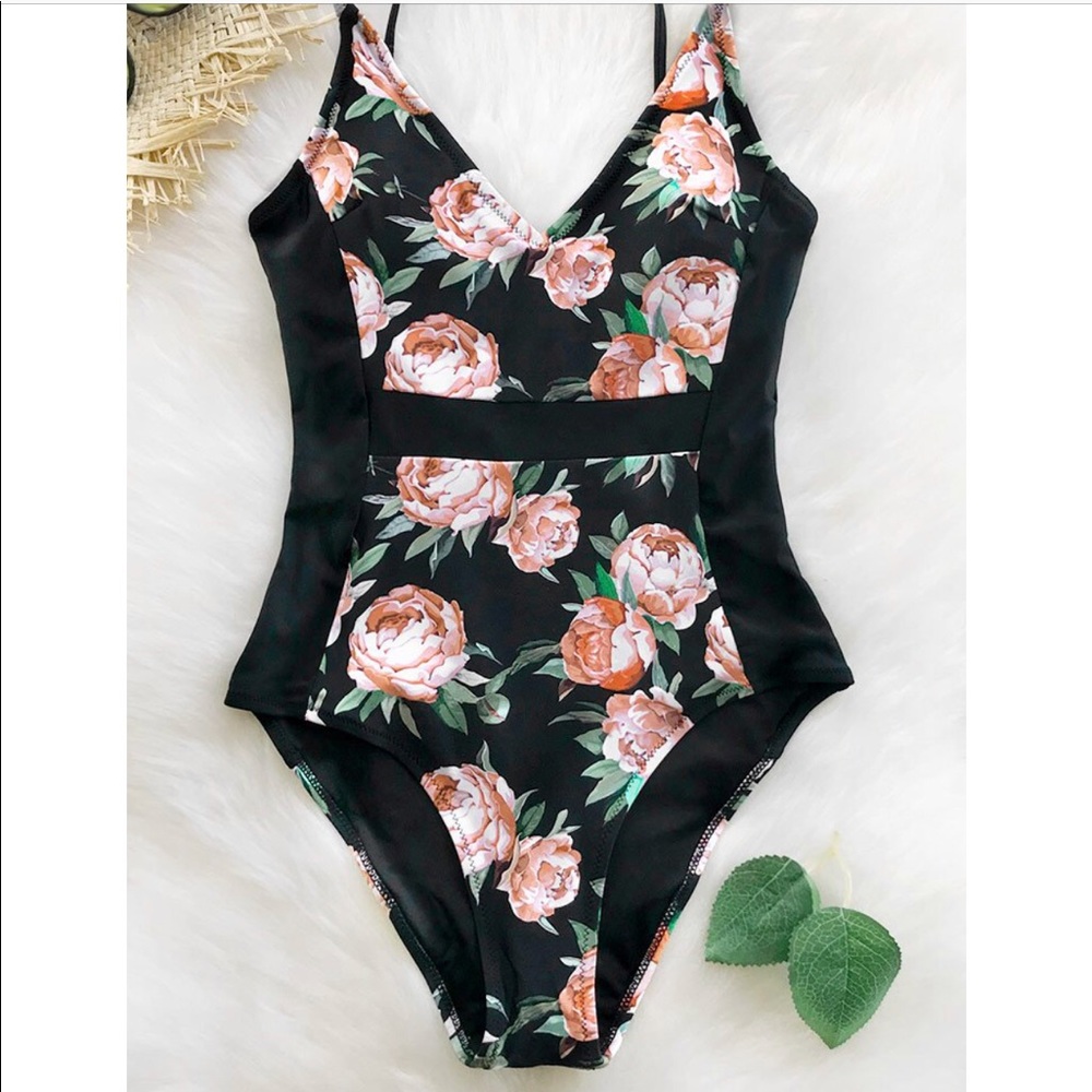Cupshe one piece swim suite